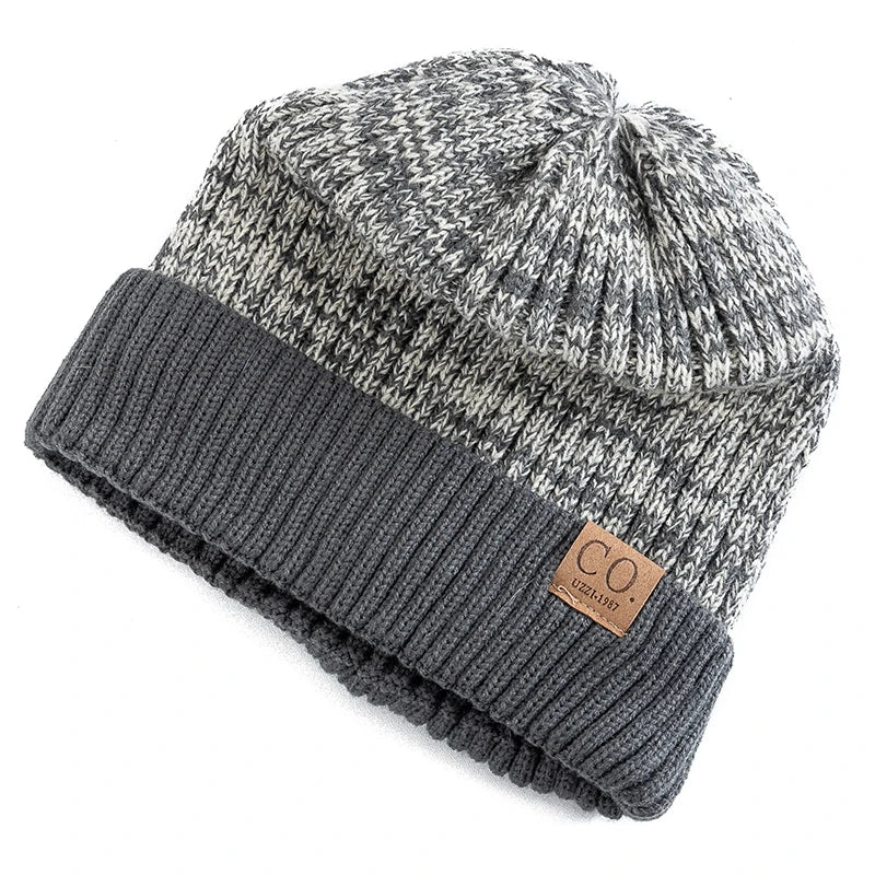 Gorro Unissex de Inverno com Estilo Moderno e Conforto Térmico – (Promoção de Inverno 2025)