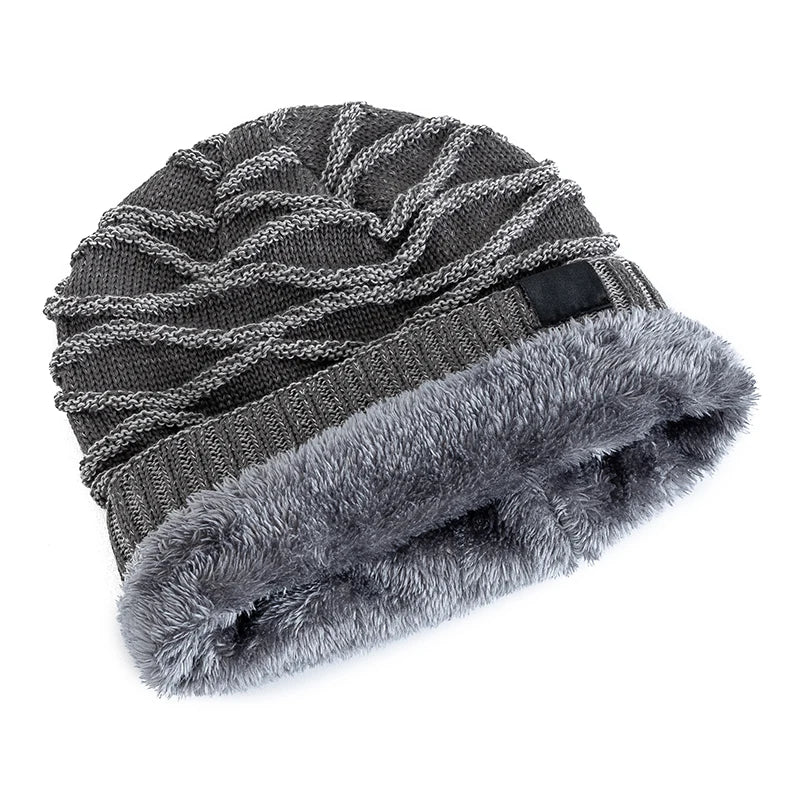 Gorro Unissex de Inverno com Forro Peluciado e Estrela Decorativa – (Promoção de Inverno 2025)